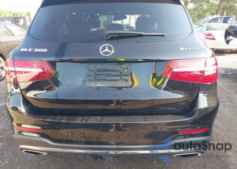 2019 Mercedes-Benz Glc 300 4Matic z USA, uszkodzony, nr VIN WDC0G4KB0KV174877